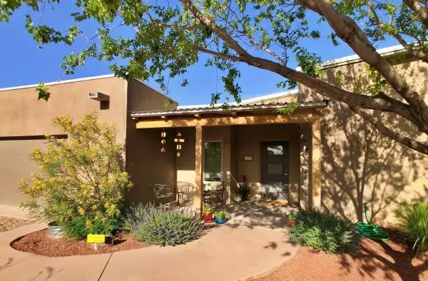 4842 Guadalupe Trail Nw #C, Albuquerque, NM 87107