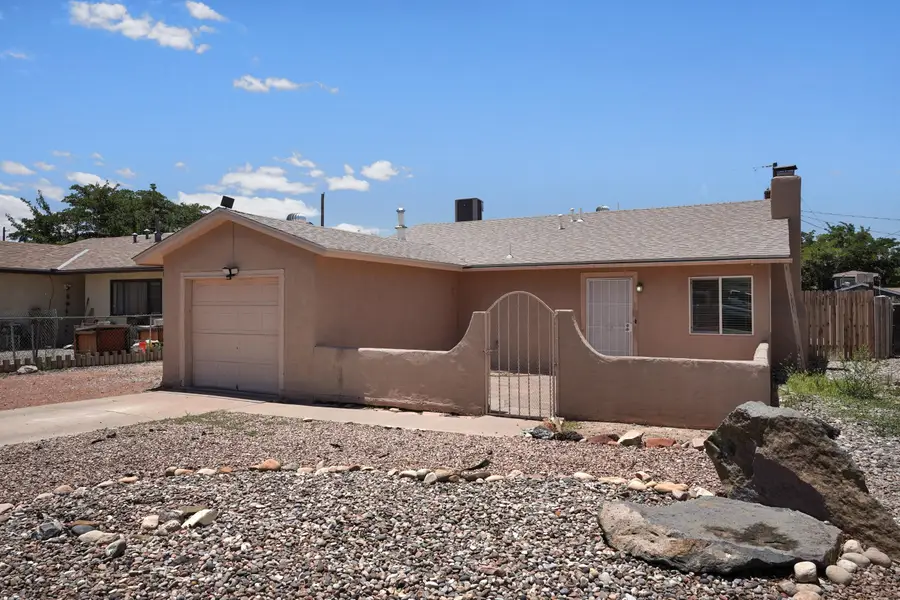 241 Shirley Street Ne, Albuquerque, NM 87123 - #3
