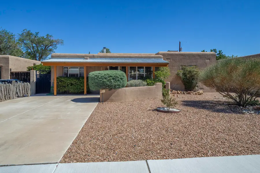 3915 Smith Avenue Se, Albuquerque, NM 87108 - #2