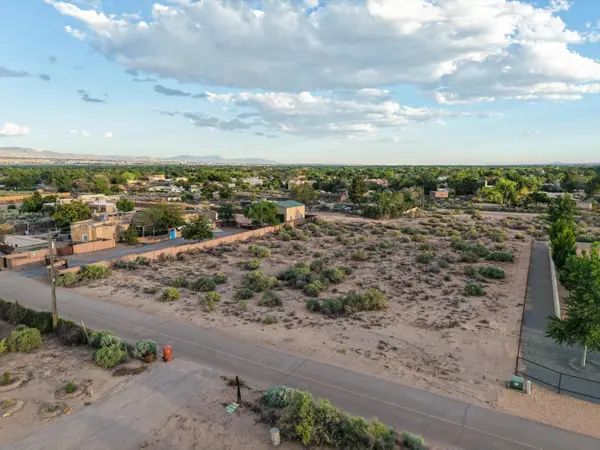 713 Perfecto Lopez Road, Corrales, NM 87048