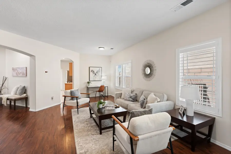 8915 Lochside Lane Ne, Albuquerque, NM 87113 - #3