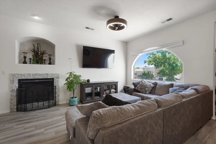 8420 Desert Sunrise Road Ne, Albuquerque, NM 87122 - #2