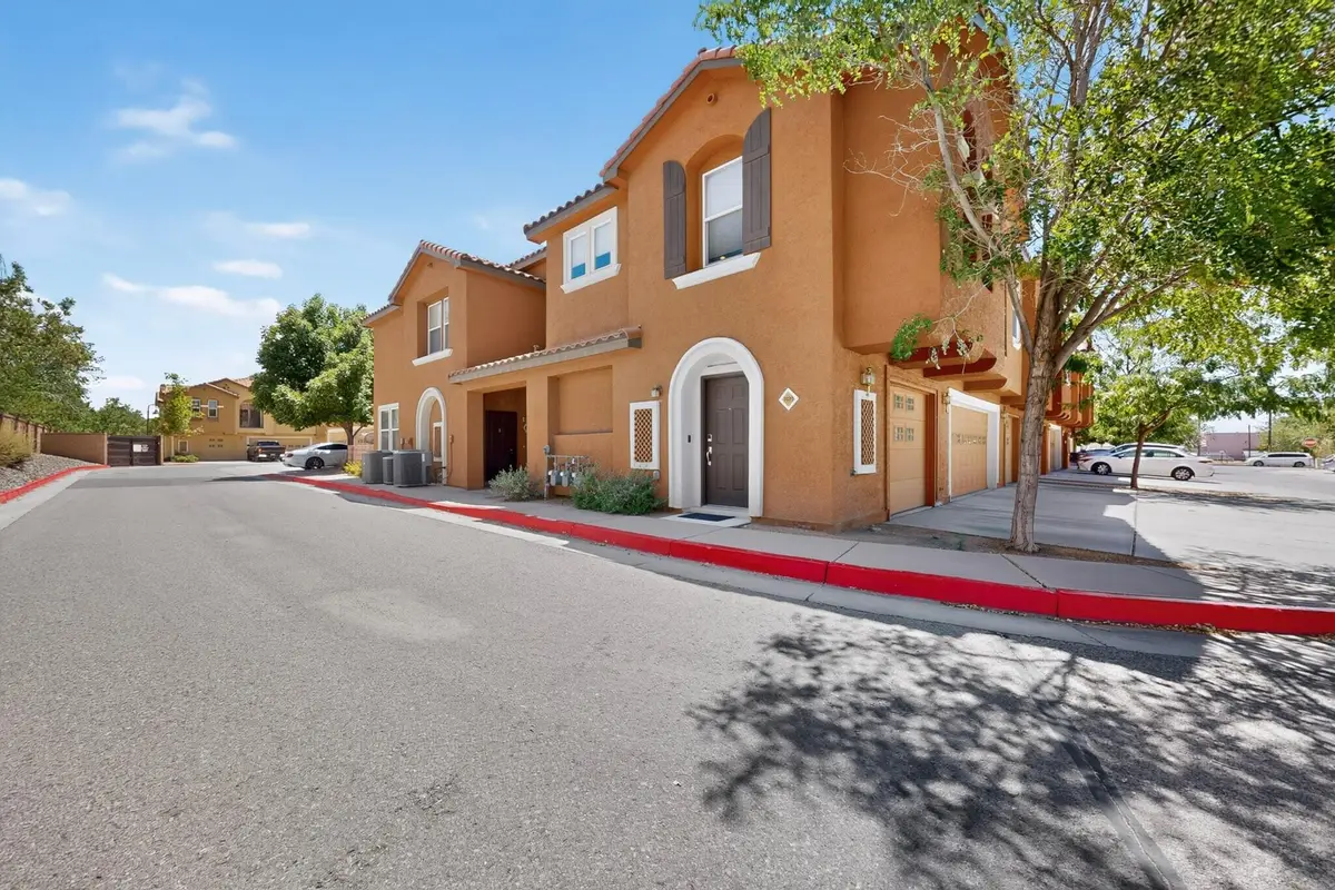 601 Menaul Boulevard Ne #3104, Albuquerque, NM 87107 - #1