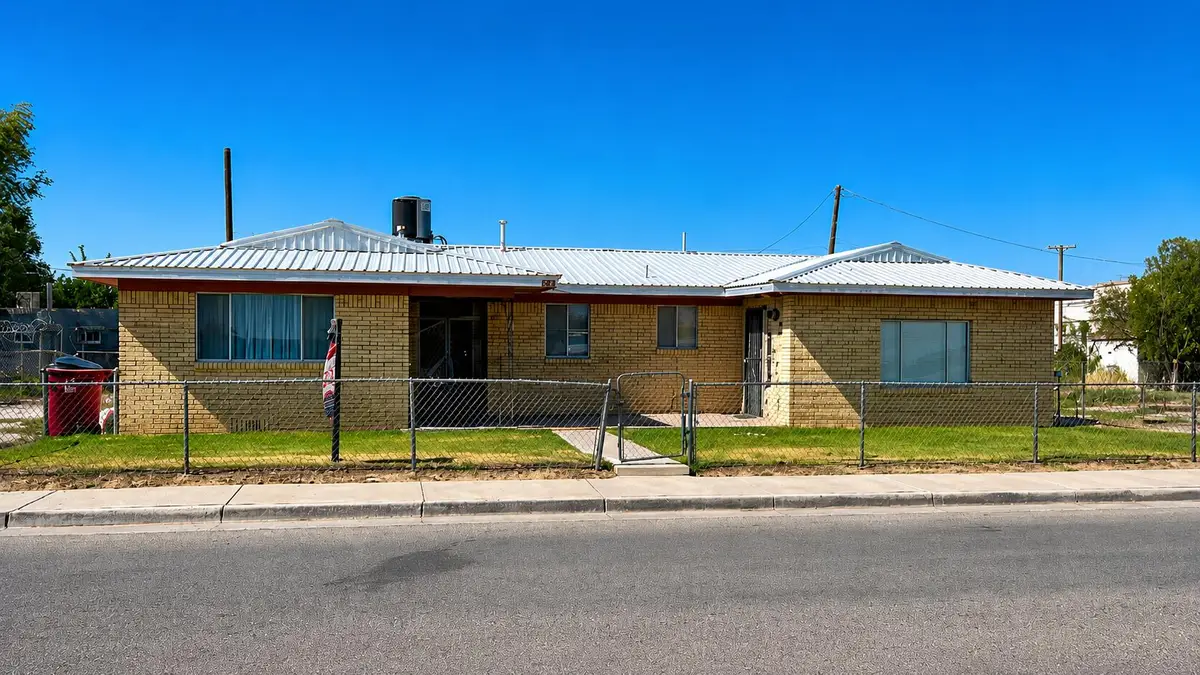 812 W Reinken Avenue, Belen, NM 87002 - #1