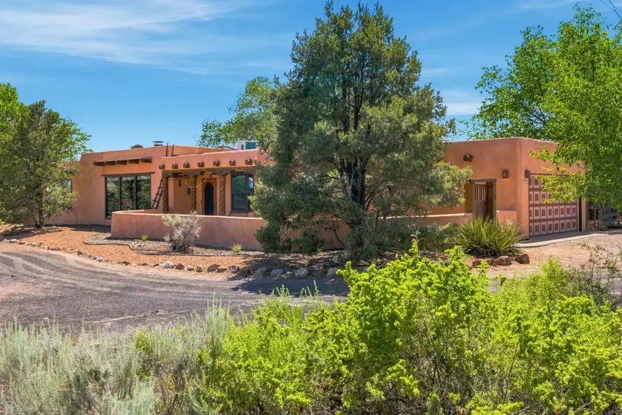236 Sagebrush Drive, Corrales, NM 87048 - #2