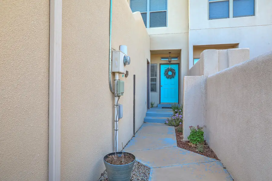 4211 Pitt Street Ne #7, Albuquerque, NM 87111 - #3