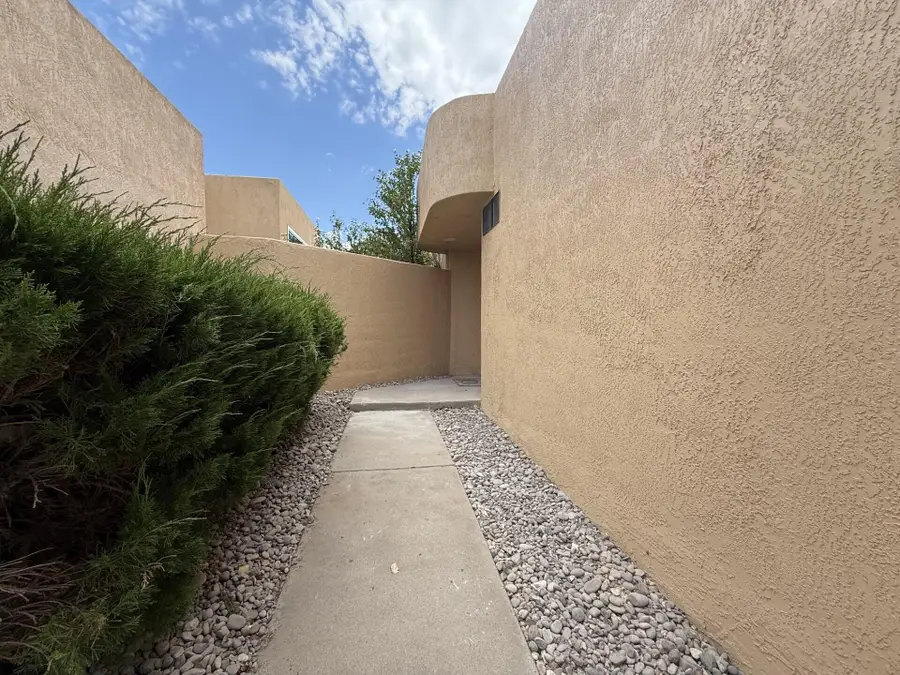 7588 Keystone Drive Ne, Albuquerque, NM 87109 - #2