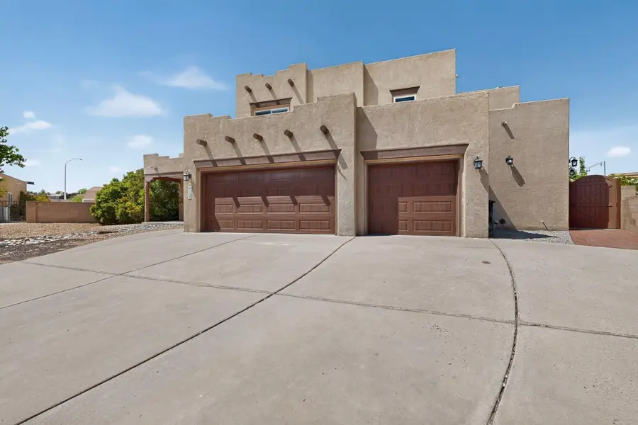 4123 Rancho Gusto Nw, Albuquerque, NM 87120 - #3