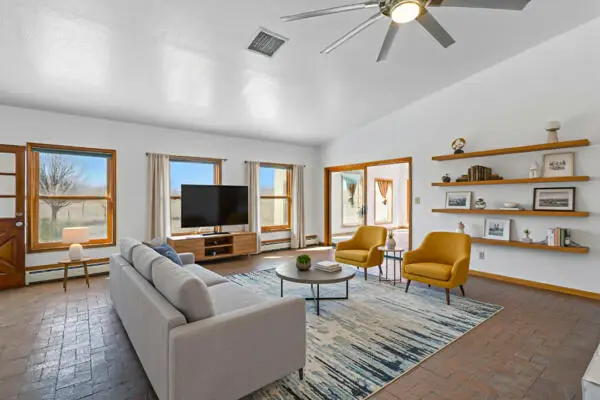 66 Manzano Drive, Los Lunas, NM 87031 - #2