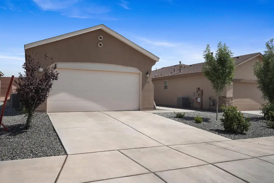 2877 Cambridge Avenue Ne, Rio Rancho, NM 87144 - #3
