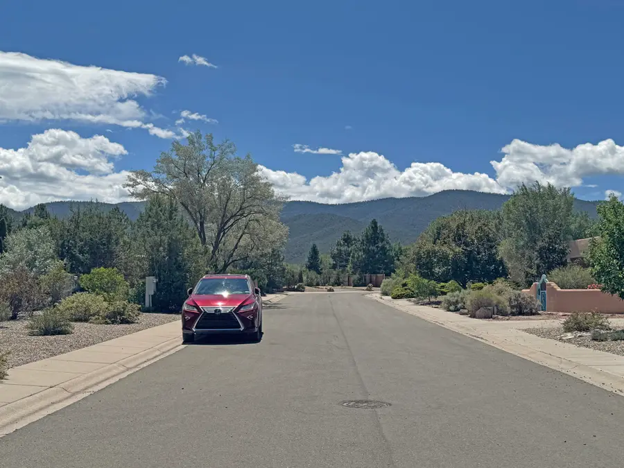363 Monte Vista Road, Taos, NM 87571 - #3