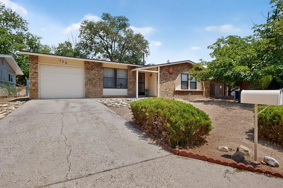 724 Monell Drive Ne, Albuquerque, NM 87123 - #2