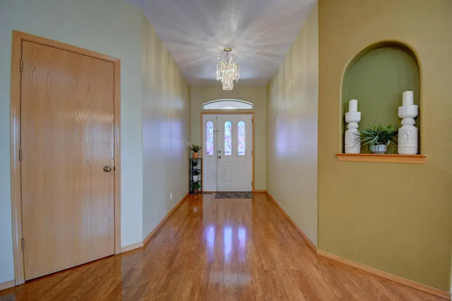 4512 Chadwick Road Nw, Albuquerque, NM 87120 - #3