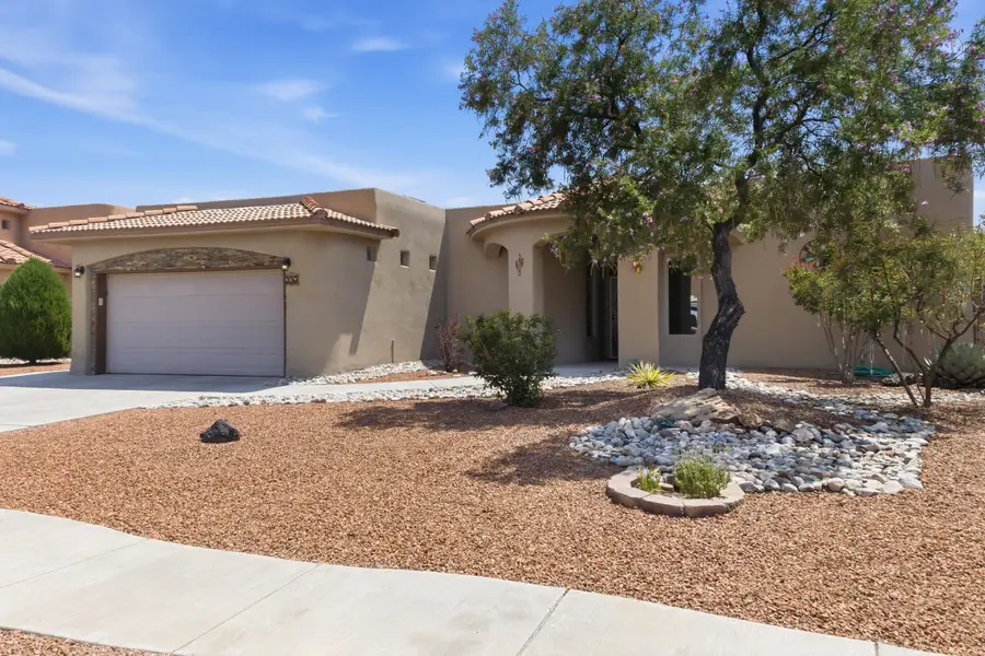330 Calle Consuelo Ne, Los Lunas, NM 87031 - #2