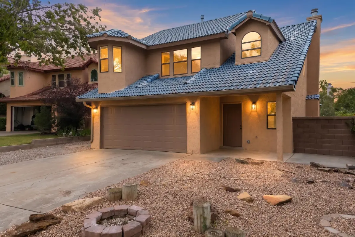 7628 Oakland Avenue Ne, Albuquerque, NM 87122 - #1