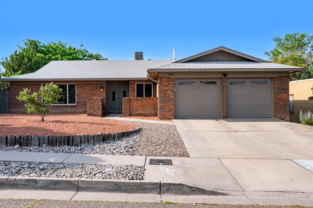 9600 Lona Lane Ne, Albuquerque, NM 87111 - #1