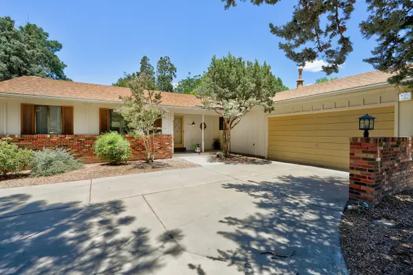 7205 Vista Del Arroyo Avenue Ne, Albuquerque, NM 87109