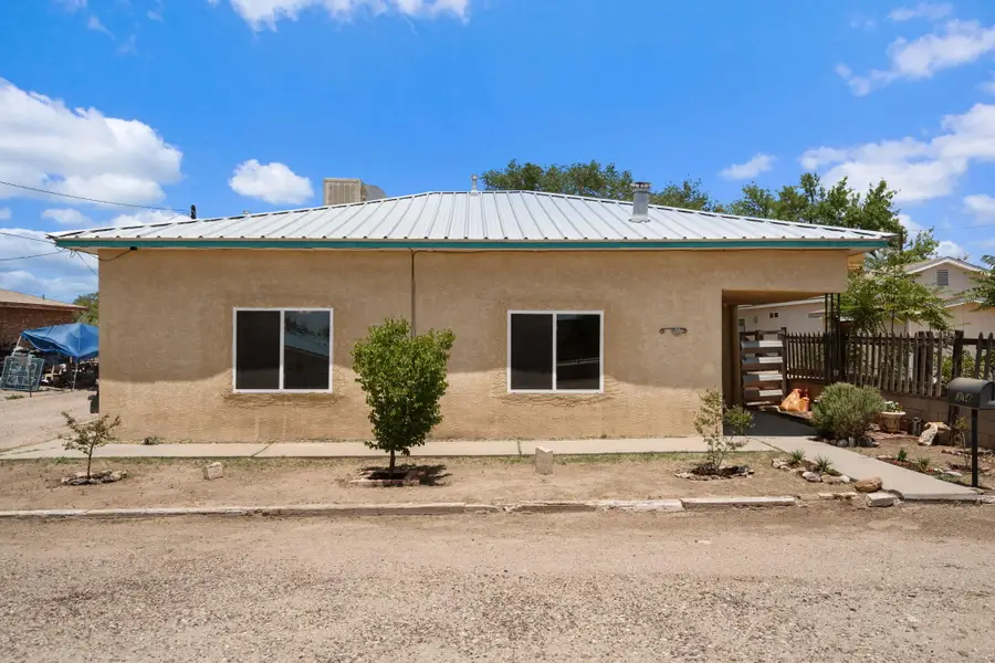 314 W Aragon Road, Belen, NM 87002 - #2