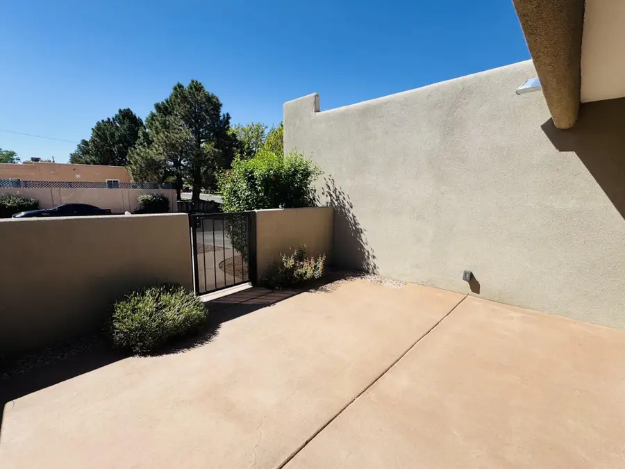 3705 Erbbe Street Ne, Albuquerque, NM 87111 - #3