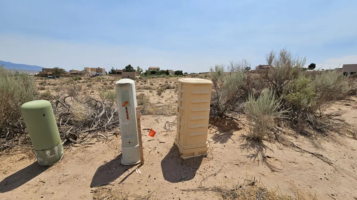 6824 Chapingo Road Ne, Rio Rancho, NM 87144 - #1