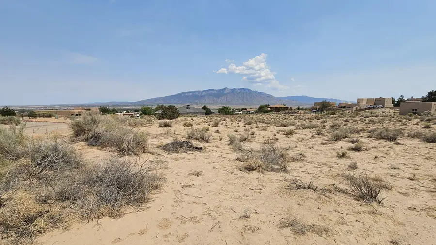 6824 Chapingo Road Ne, Rio Rancho, NM 87144 - #2
