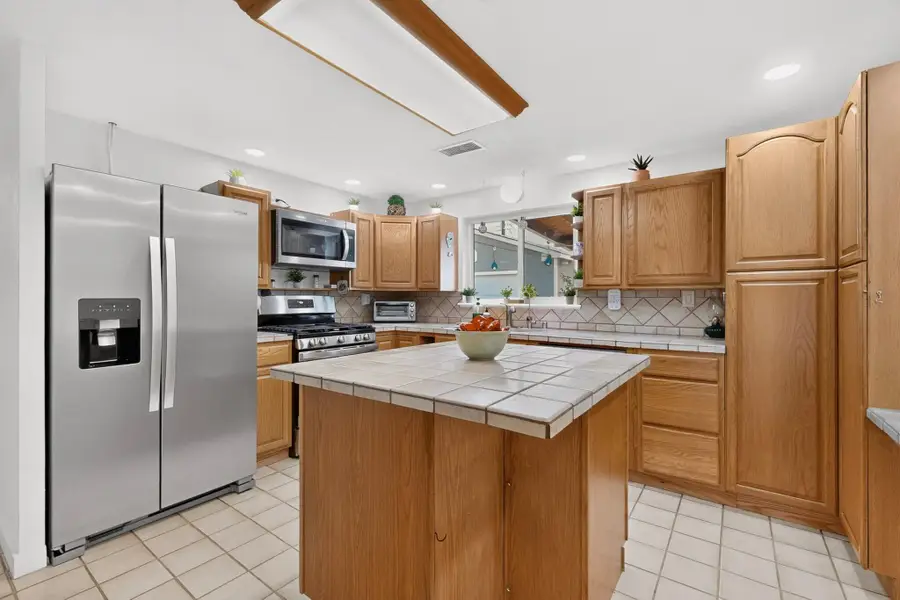 1721 Martha Street Ne, Albuquerque, NM 87112 - #3