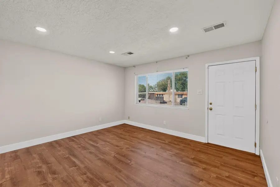 1910 Macbeth Court Ne, Albuquerque, NM 87112 - #3