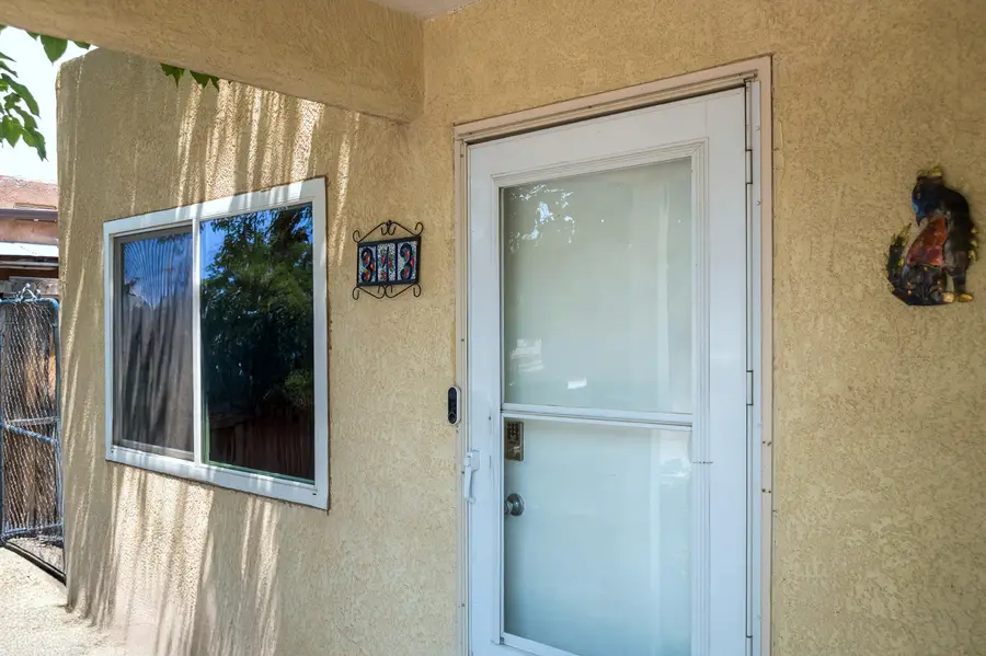 313 Shannon Place Nw, Albuquerque, NM 87107 - #2