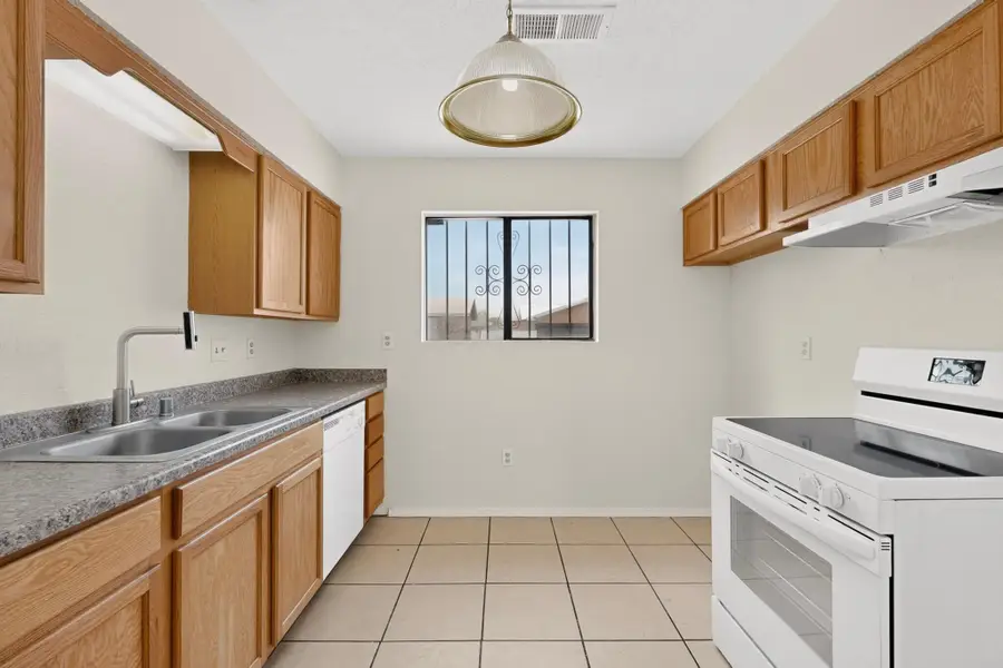10312 Cartagena Avenue Sw, Albuquerque, NM 87121 - #2