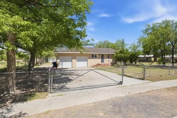 820 Monte Vista Road Ne, Los Lunas, NM 87031 - #3
