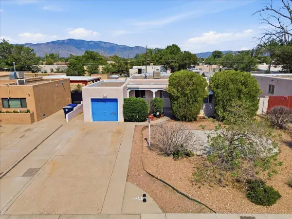 426 Espanola Street Ne, Albuquerque, NM 87108