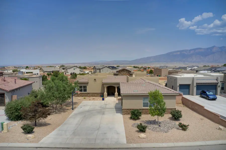 3024 Vatapa Road Ne, Rio Rancho, NM 87144 - #2