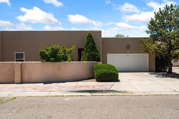 428 Phoenix Avenue Nw, Albuquerque, NM 87107