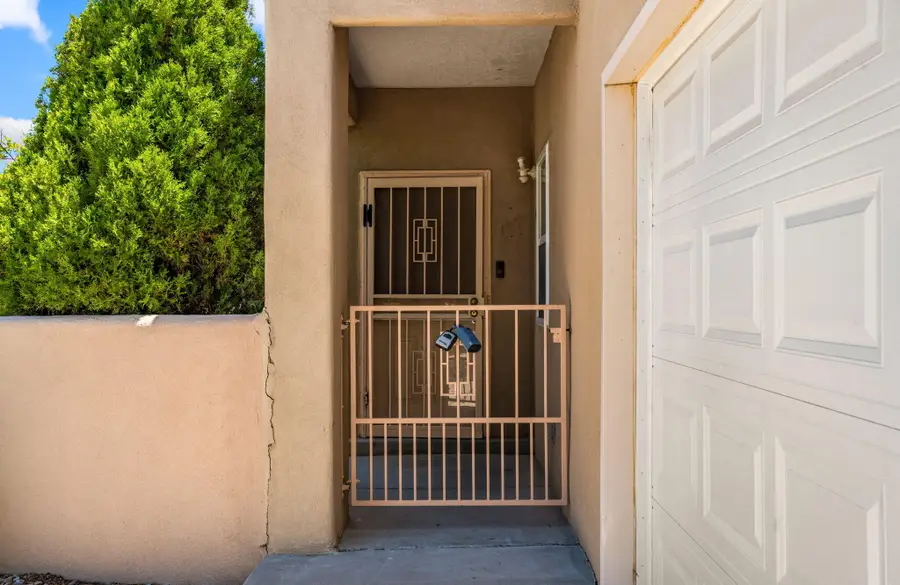 428 Phoenix Avenue Nw, Albuquerque, NM 87107 - #3