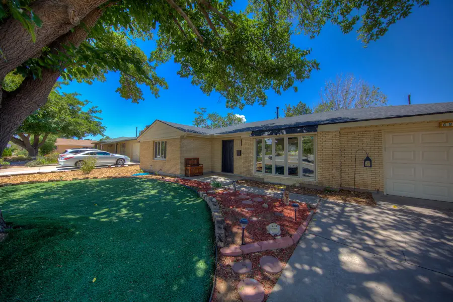 6853 Mossman Place Ne, Albuquerque, NM 87110 - #3