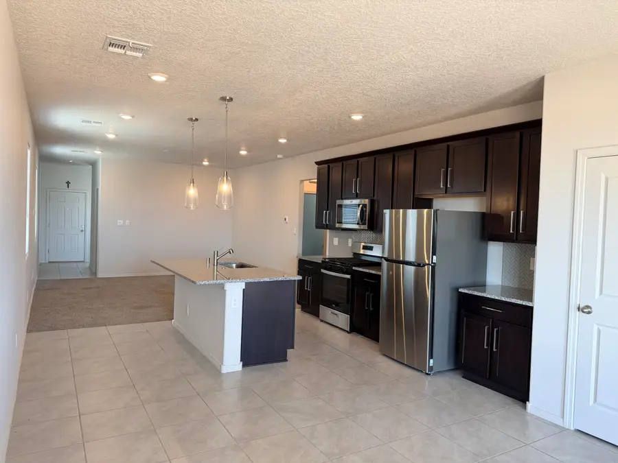 1502 Calle Oeste Nw, Los Lunas, NM 87031 - #3