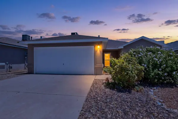 10238 Country Meadows Drive Nw, Albuquerque, NM 87114