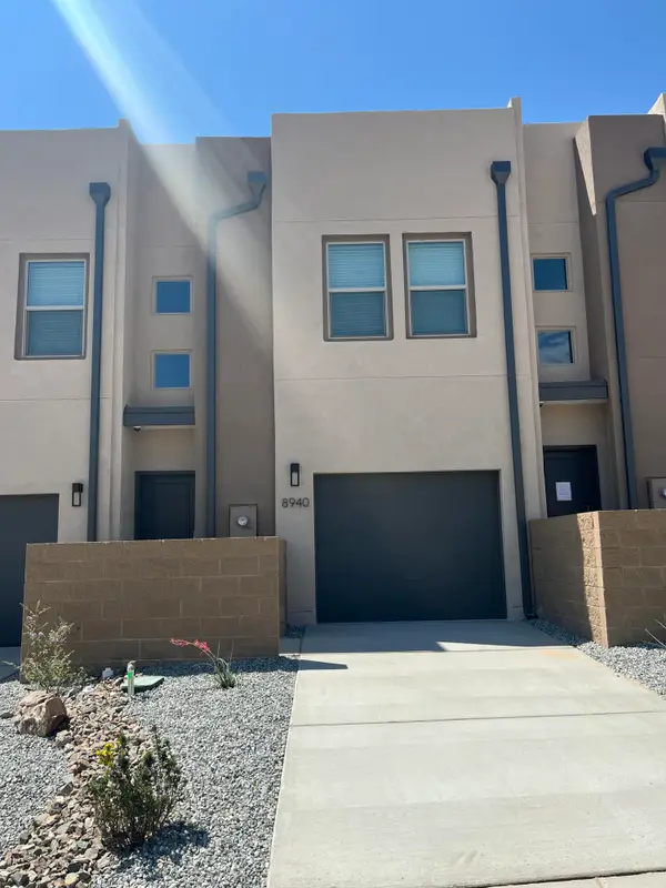8940 Mountain Ash Avenue Sw, Albuquerque, NM 87121