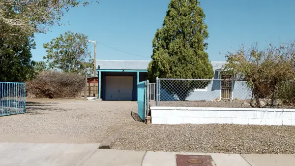 427 Headingly Avenue Nw, Albuquerque, NM 87107