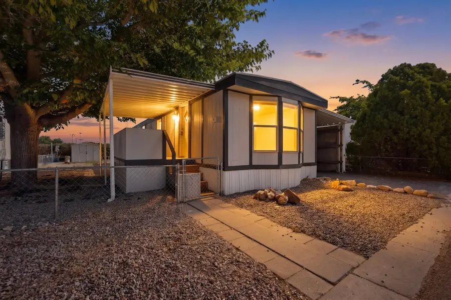 8405 Hager Avenue Se, Albuquerque, NM 87108 - #2