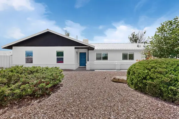 135 Tarpon Avenue Se, Rio Rancho, NM 87124