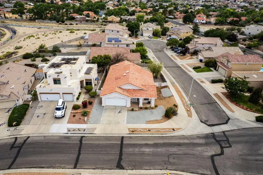 4222 Skyview Crest Road Nw, Albuquerque, NM 87114 - #2