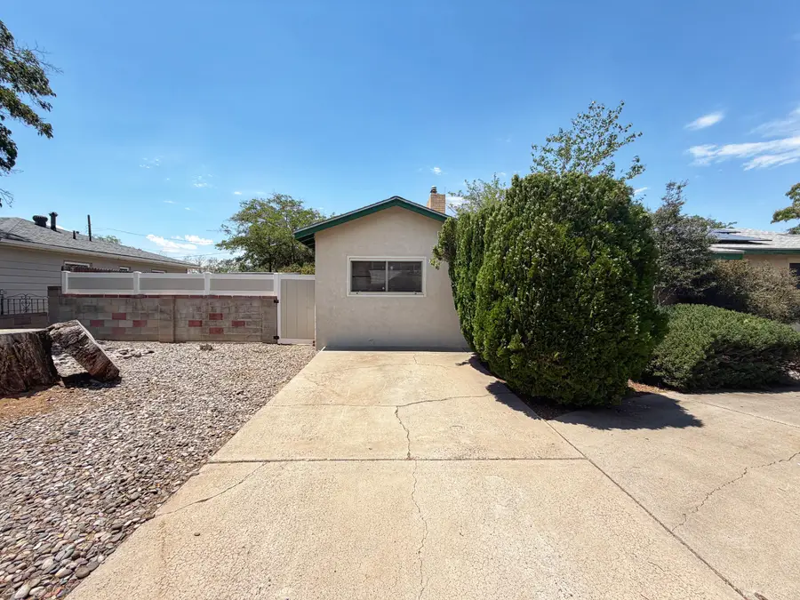 2911 Madeira Drive Ne, Albuquerque, NM 87110 - #3