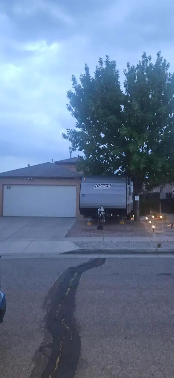 10012 Rawhide Avenue Sw, Albuquerque, NM 87121