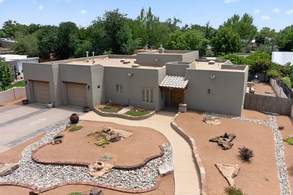 2604 Rincon Del Rio Court Nw, Albuquerque, NM 87107