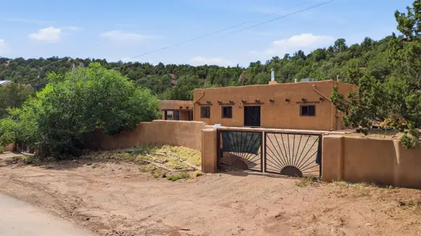 77 Villacitos Road, Tijeras, NM 87059
