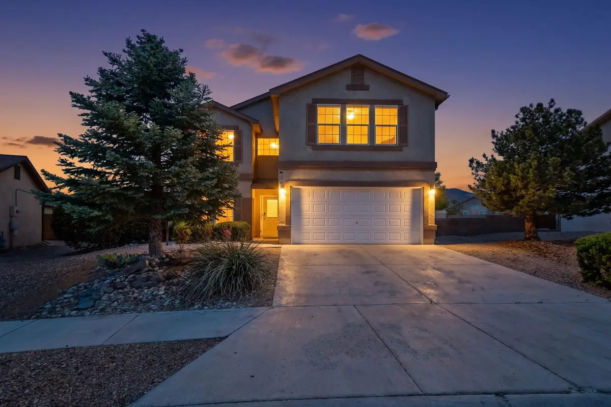 213 Boot Hill Loop Sw, Los Lunas, NM 87031 - #1