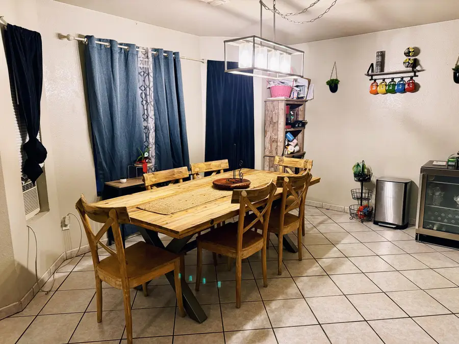 2318 Algerita Street, Carlsbad, NM 88220 - #3