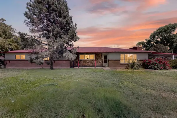 1110 Ranchero Road, Bosque Farms, NM 87068
