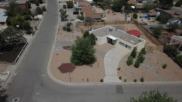 4601 Palmas Altas Drive Se, Rio Rancho, NM 87124